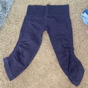 Cropped lulu lemon leggings